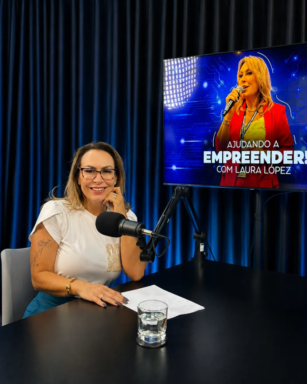 Laura López no podcast Ajudando a Empreender